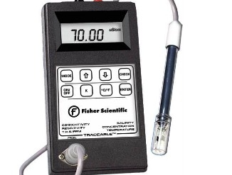 Fisher ScientificTM TraceableTM 便携式导电率计